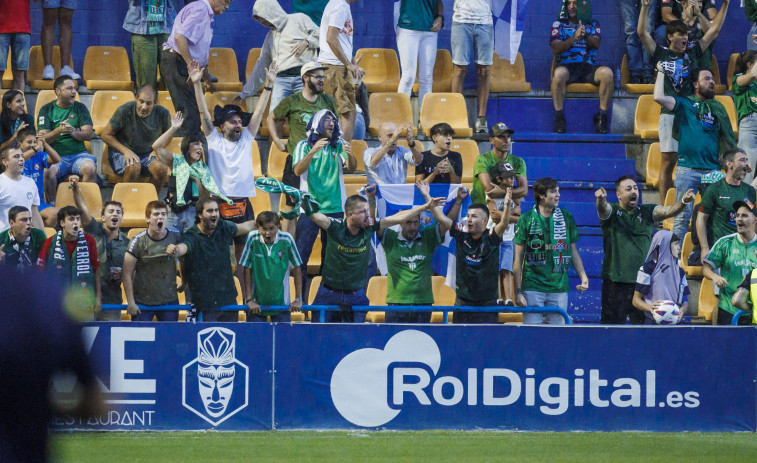 Alrededor de cien aficionados apoyarán al Racing el lunes ante el Espanyol