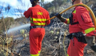 Siguen las evacuaciones por el fuego de Tenerife ante una noche 