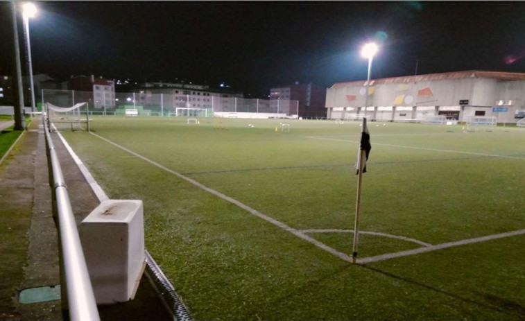 Cedeira substituirá o campo artificial do Beco cunha inversión de máis de 237.000 euros