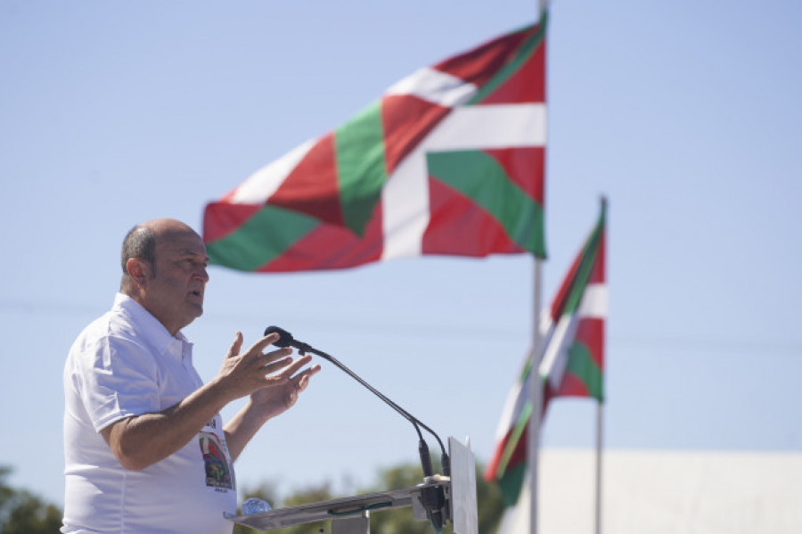 PNV: "No queremos tensionar la política, pero hay que hablar de la nación vasca"