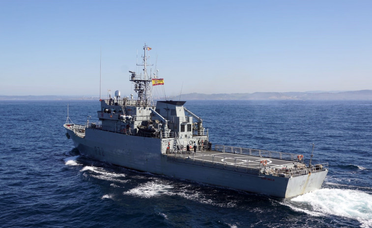 El patrullero ‘Centinela’ sigue a un submarino ruso en aguas de interés español