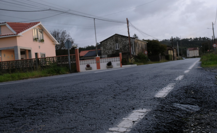 Pontedeume exige a la Xunta la construcción de aceras en la carretera que atraviesa Andrade