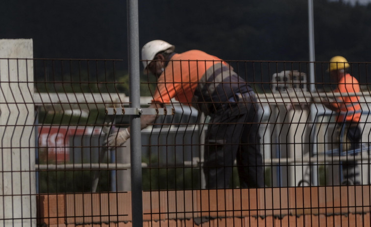 Ferrol rompe la tendencia provincial con un aumento del 28% en los expedientes de obra