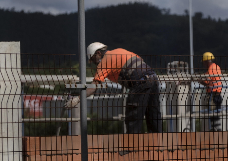 Ferrol rompe la tendencia provincial con un aumento del 28% en los expedientes de obra