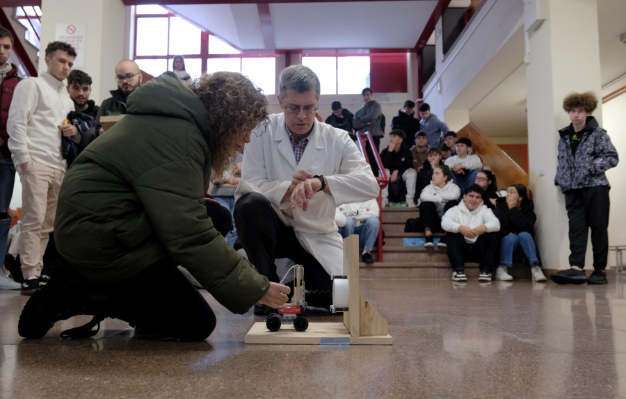 Marta García y Amalia París ganan el concurso de prototipos de la EPEF