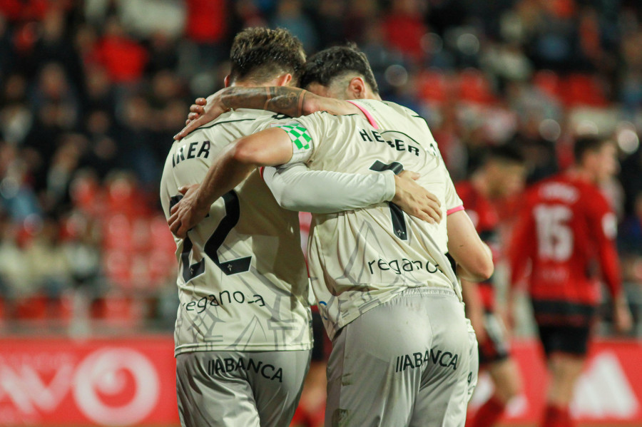 El Racing sale triunfal de la locura