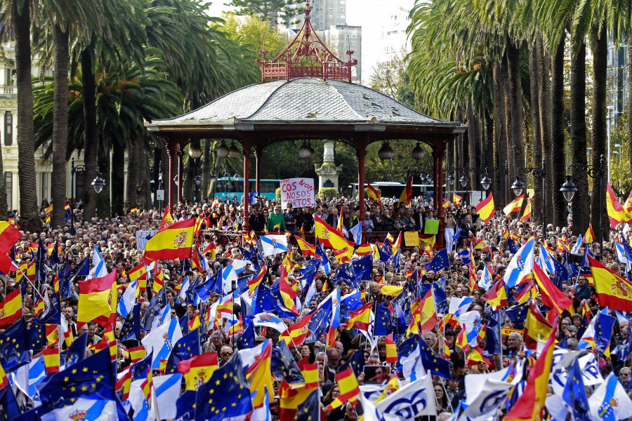 Casi cinco mil personas protestaron contra la amnistía en A Coruña