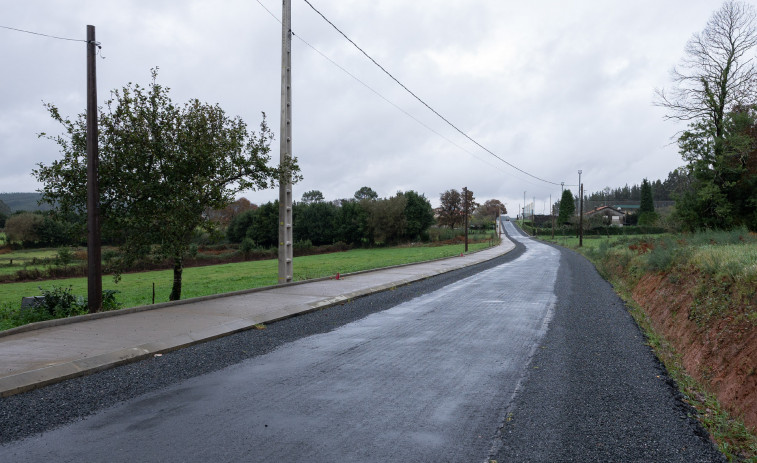 La Diputación encarga la finalización de las obras del vial de Casabranca, en Moeche