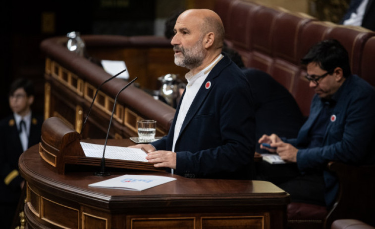 El BNG critica que Feijóo elija a Tellado en el Congreso: 