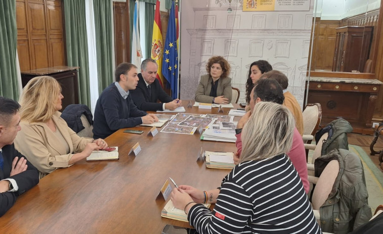 Fene y Gobierno abordan el convenio de ADIF y la ampliación del centro de salud