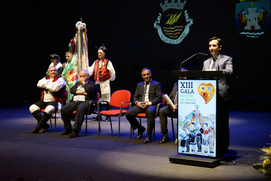 Presentado el libro sobre el hermanamiento entre Ferrol y Vila do Conde