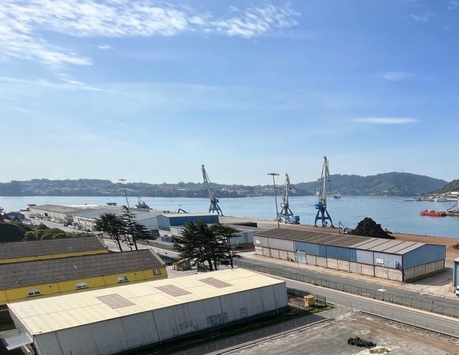 El Puerto de Ferrol refuerza su oferta consignataria con la incorporación de la compañía M.H. Bland