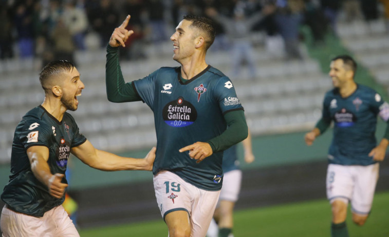 El Racing de Ferrol reina en la locura  (5-4)