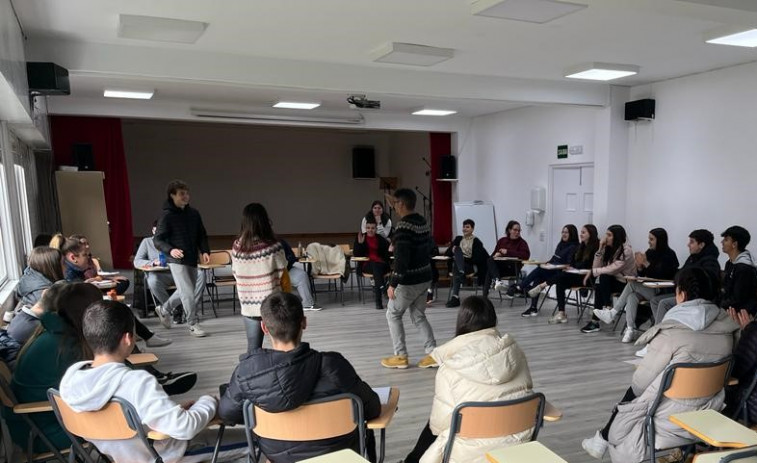 As Pontes y Adiante impulsan un programa de prevención de la drogodependencia