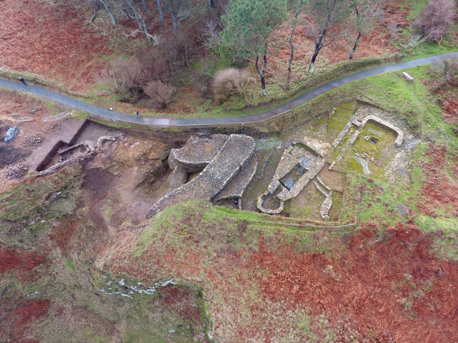 Descubiertos vestigios de una forja galaico romana en Castro Sarridal, en Cedeira