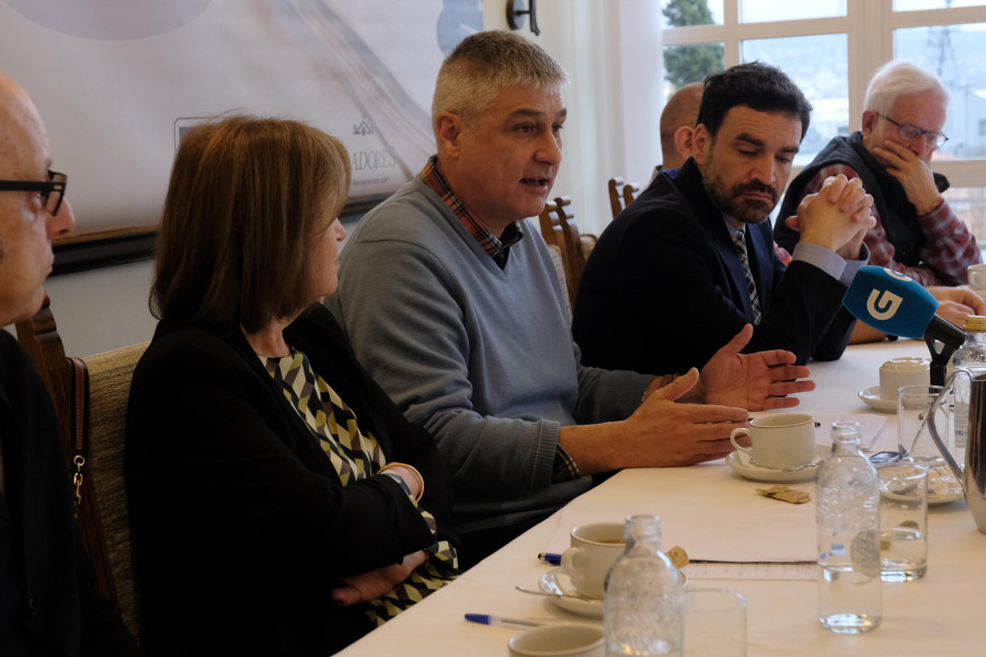 Xosé Luís Otero: “O dragado dunha parte da ría de Ferrol pode ser unha das solucións”