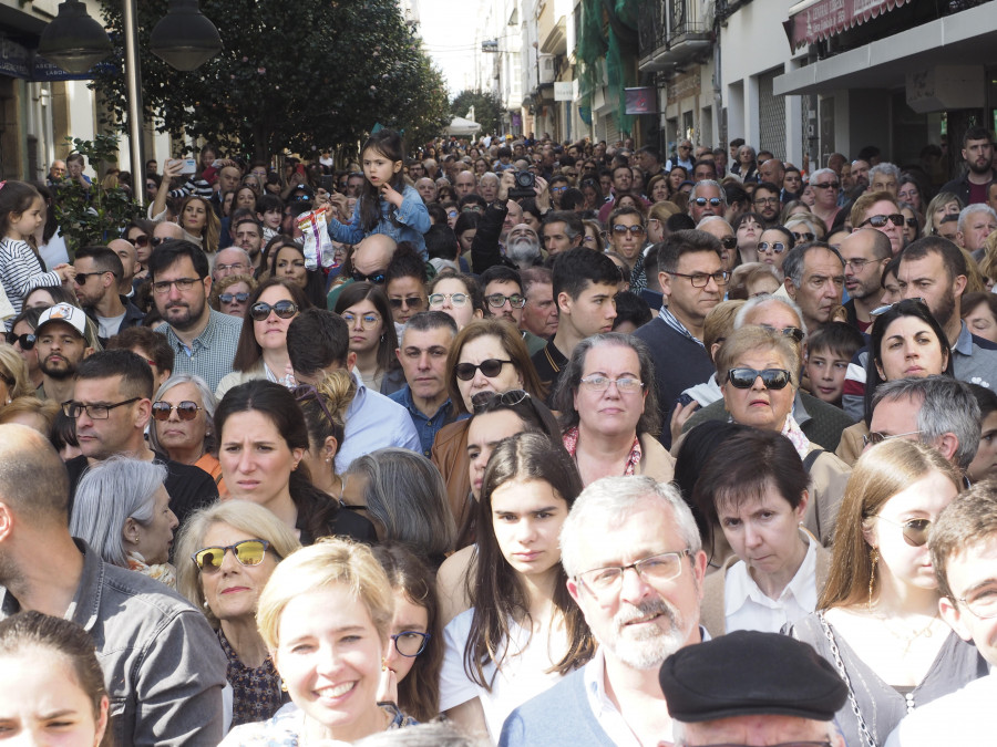 El censo anual sitúa a Ferrol en  el límite de los 64.000 habitantes