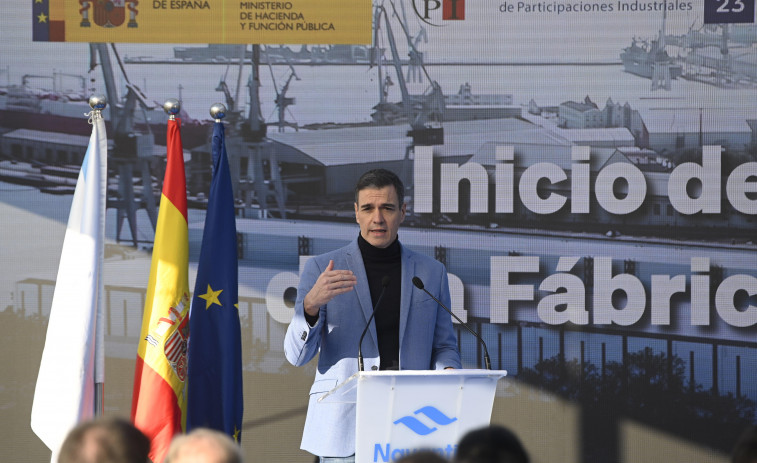 Pedro Sánchez coloca la primera piedra de la fábrica de subbloques