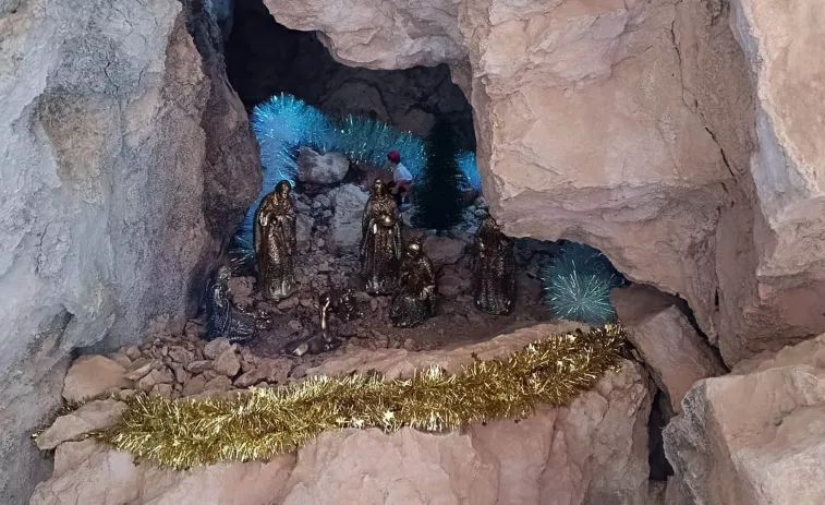 Otro robo navideño en Alicante: desaparece un belén completo a las 24 horas de colocarlo en una cueva