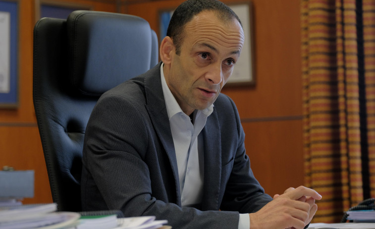 Barea califica de  “un nuevo agravio” la exclusión del puerto de Ferrol de la red básica de mercancías