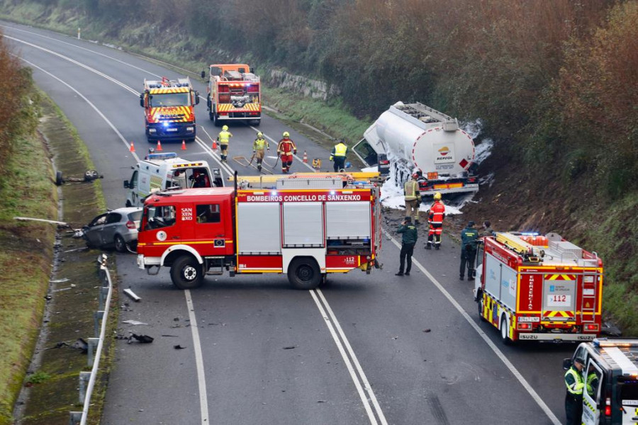 Dos fallecidas, madre e hija, en un accidente muy grave en Cambados