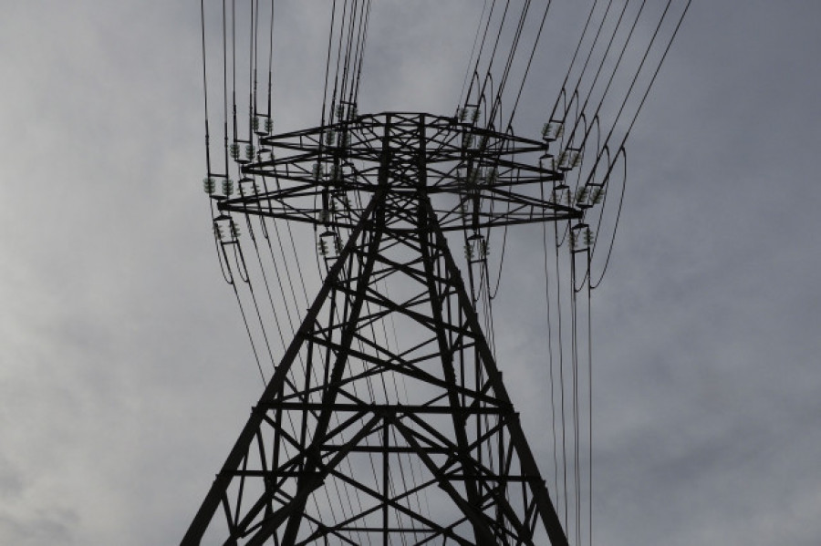 Galicia recupera el suministro eléctrico al completo: Touro y Arzúa vuelven a la normalidad