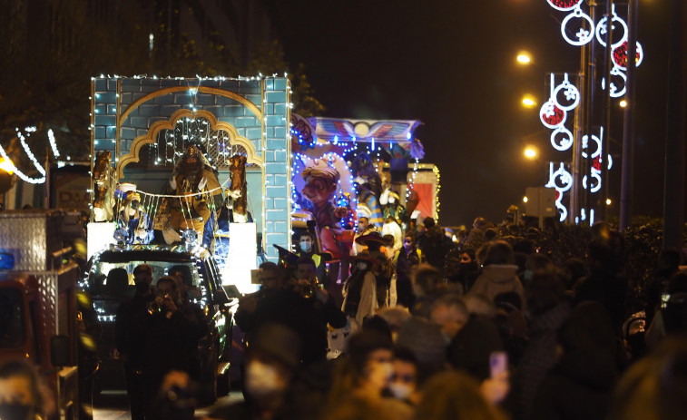 Los Reyes Magos saludarán a los niños  desde el muelle de Ferrol antes de iniciar la cabalgata