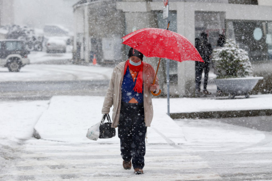 Galicia registra las primeras nevadas del invierno en la montaña de Ourense y de Lugo