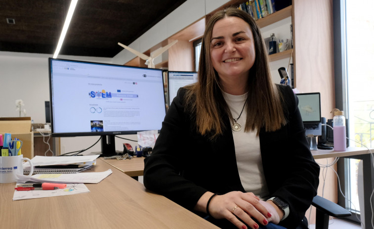 Unha investigadora do Citeni entre 