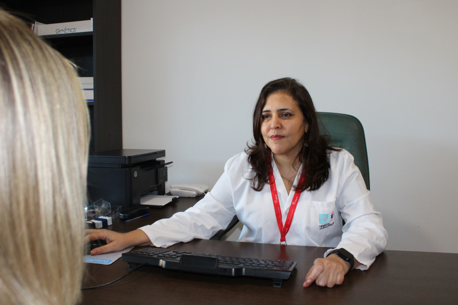 Luz Márquez, ginecóloga en el hospital Juan Cardona: “La menopausia no debe ser sinónimo de malestar”