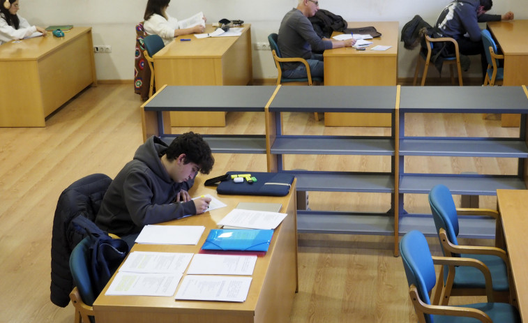 El grupo socialista critica los “parches” que el ejecutivo lleva a cabo en la biblioteca central