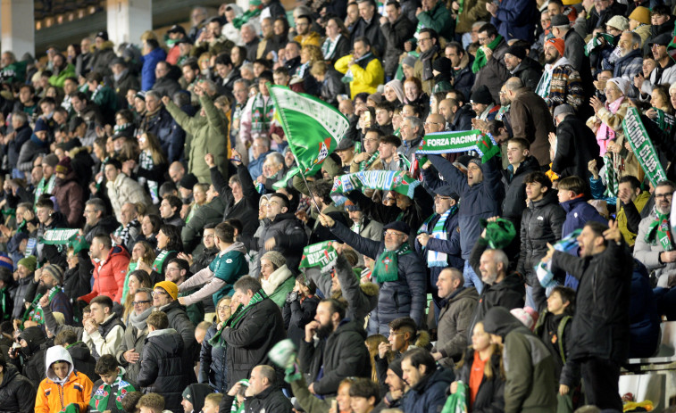 Más de mil aficionados del Racing de Ferrol viajarán a El Molinón