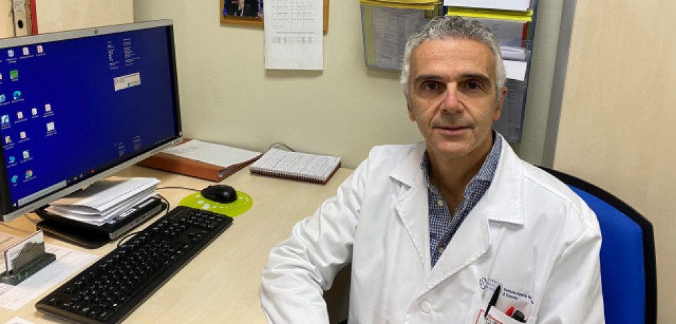 Las respuestas del Dr. Francisco Suárez, jefe de sección de Hepatología en el CHUAC