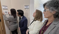 Comienza por el Concello la instalación de pictogramas para la accesibilidad de edificios públicos