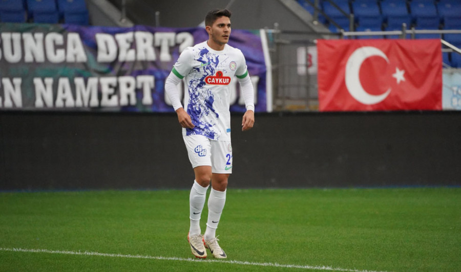 Óscar García “Pinchi” refuerza la delantera del Racing Club Ferrol