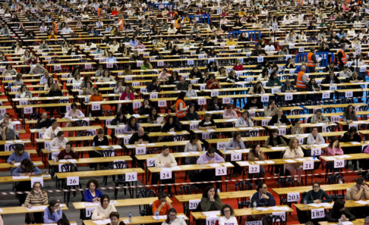 Una opositora embarazada hará, por primera vez, su examen desde fuera de Galicia