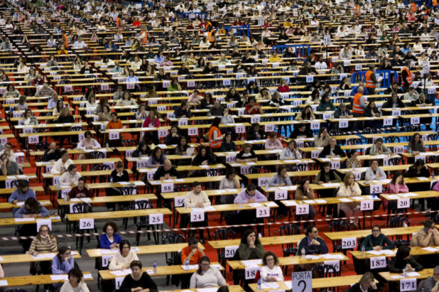 Una opositora embarazada hará, por primera vez, su examen desde fuera de Galicia