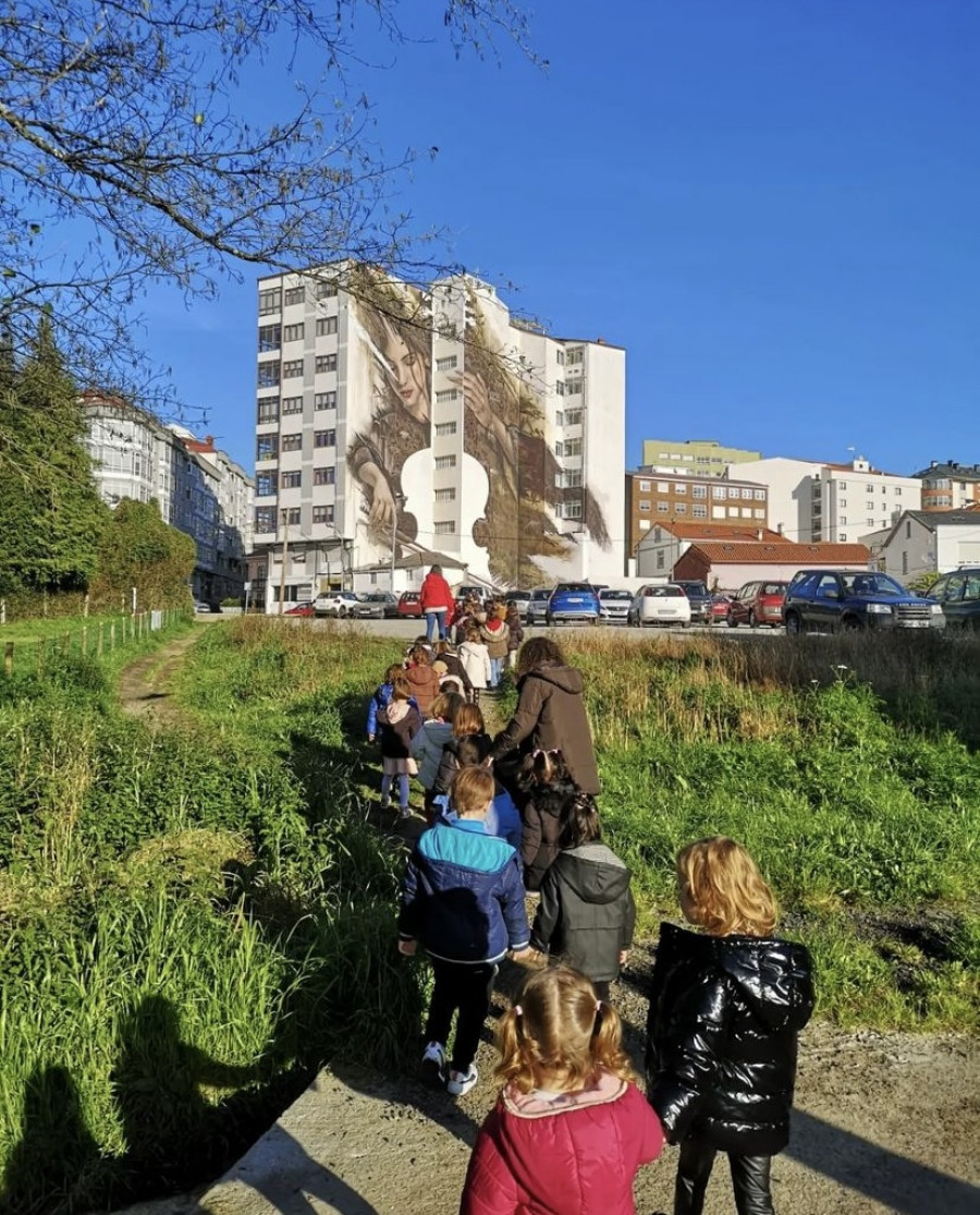 El mejor mural del mundo atrae cientos de visitantes a Fene