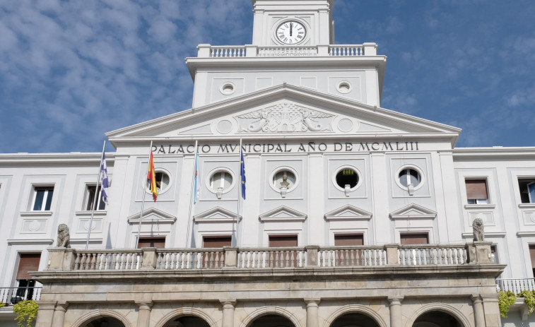 La parte social del Concello de Ferrol critica los recortes de personal y la privatización