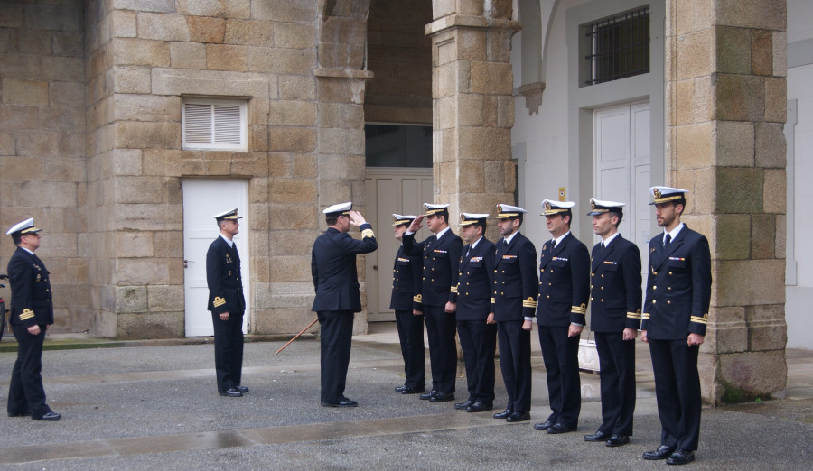 El nuevo Almirante de Acción Marítima visita por primera vez las unidades de Ferrol