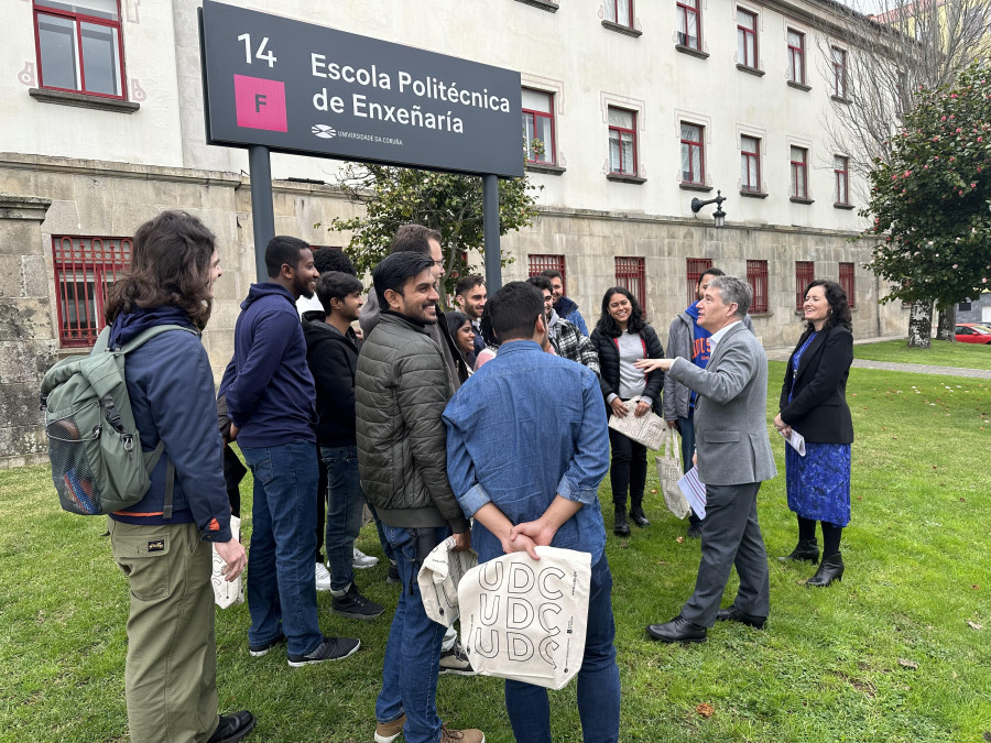 Los diecinueve estudiantes del máster Erasmus Mundus ya están en el Campus Industrial