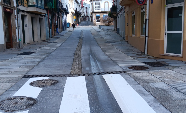 La calle San Francisco de Ferrol, abierta al tráfico en su totalidad