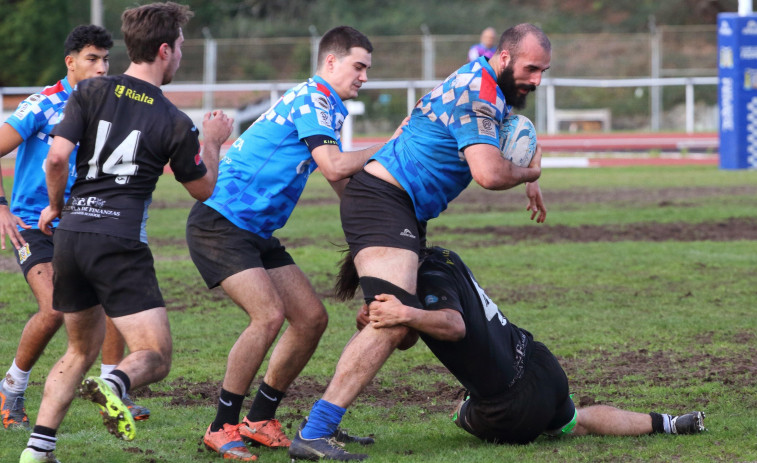 El Rugby Ferrol, aún con opciones tras ganar al CRAT