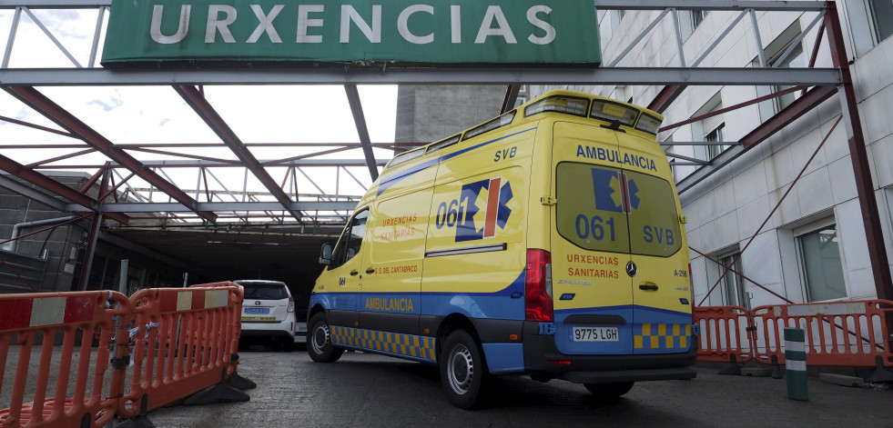 Herido de gravedad un motorista implicado en un accidente en Neda