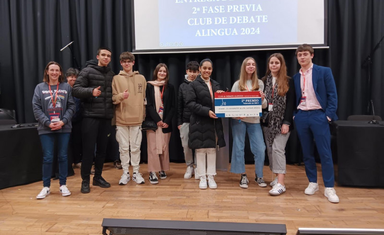 Dos centros educativos de Ferrol y Narón estarán en la final de Club de Debate ALingua