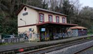 Reanudan el servicio ferroviario entre Ferrol y A Coruña, que se cerró por un desprendimiento