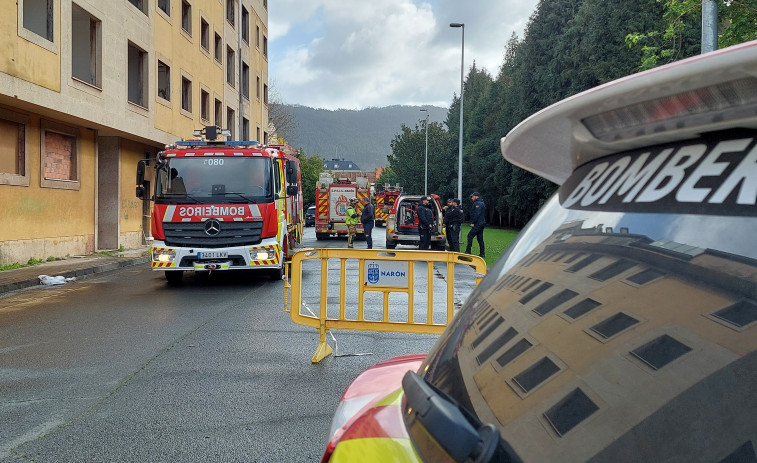 Un nuevo incendio en un edificio abandonado de Xuvia moviliza al Speis de Narón