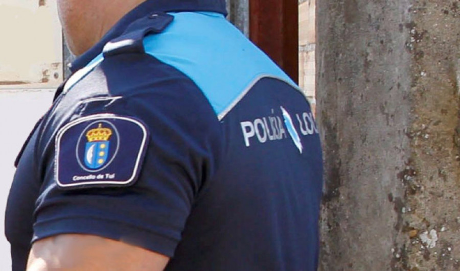 Detenido tras robar 8 bandejas de jamón ibérico y agredir al vigilante que lo descubrió