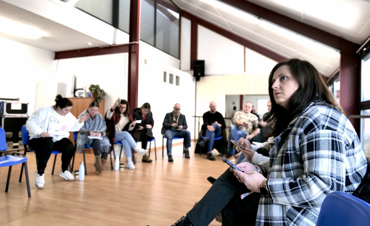 La mesa contra la violencia de género en As Pontes se forma en materia de discapacidad