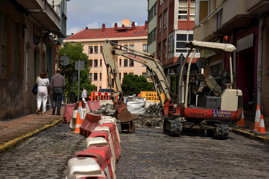Corte de tráfico durante el fin de semana en la calle Coruña por obras